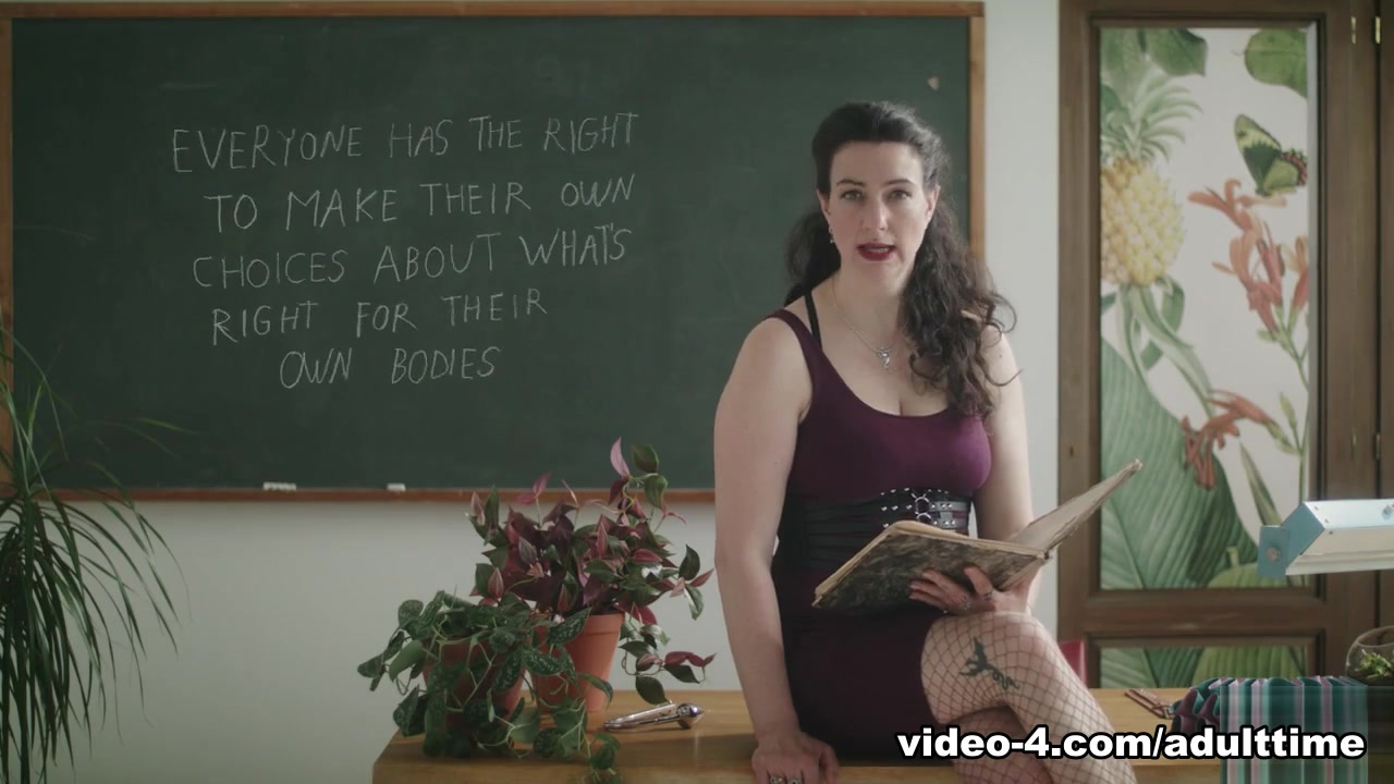 Sadie Lune in A Talk About Consent With Sadie Lune
