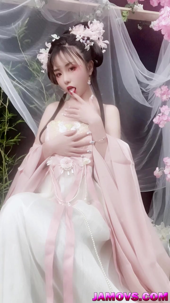 Chinese Babe Posing
