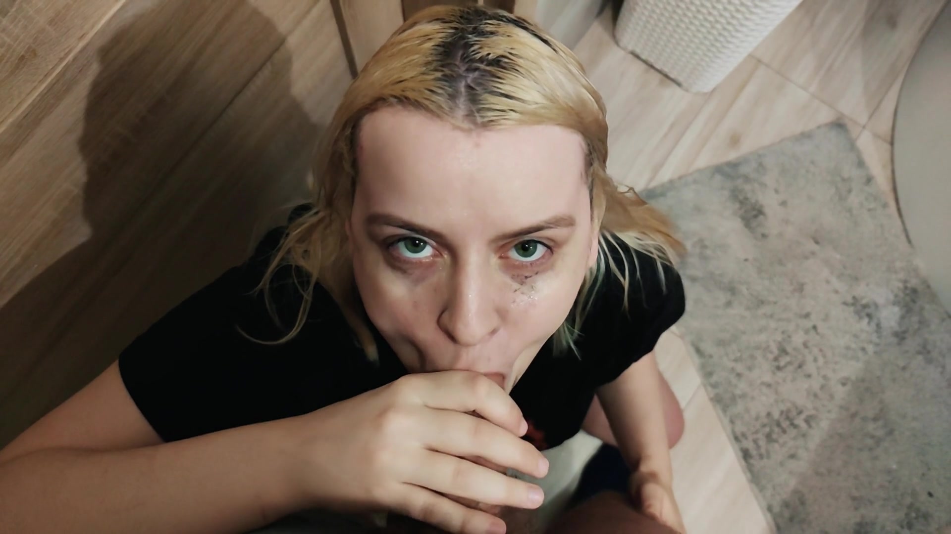 Everybody Loves Pissing In Mouth 3 - Kinky Amy
