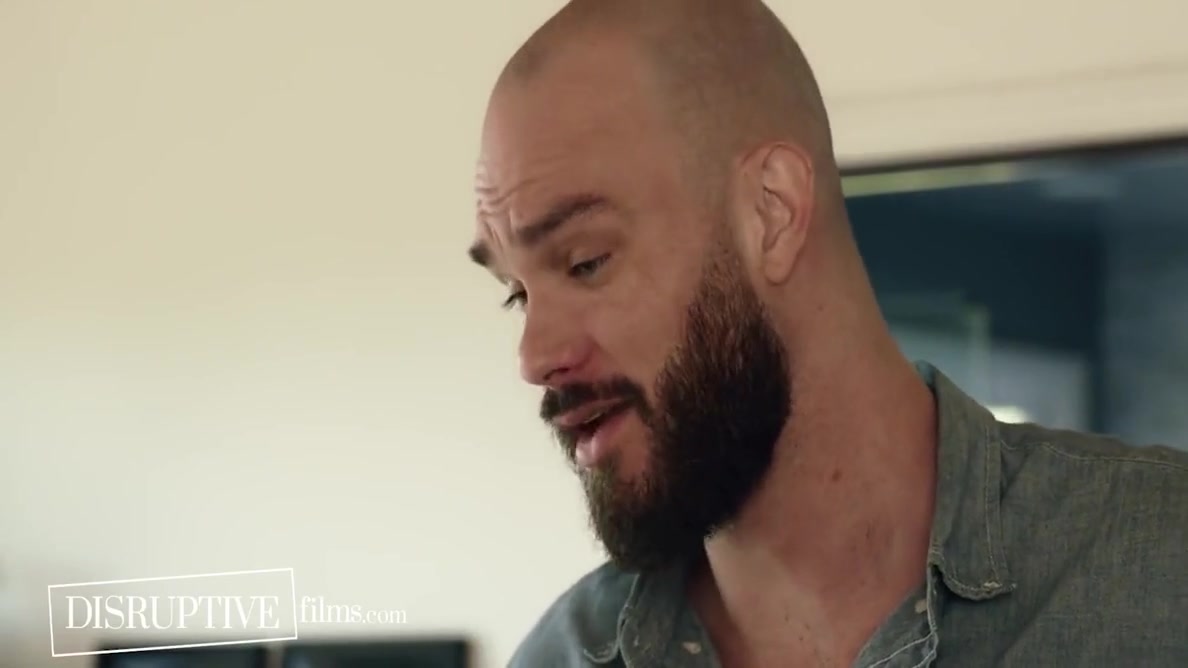Spoiled Twink Seduces Older Handyman