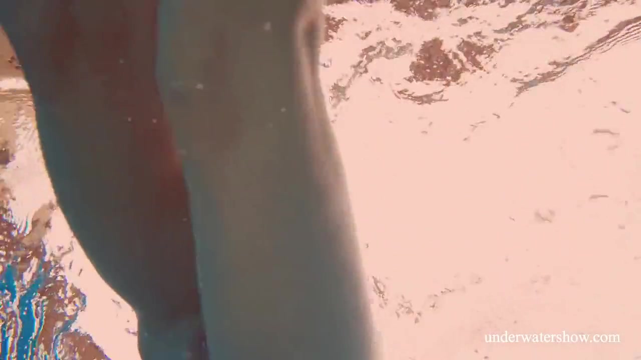 Underwater Mermaid Hottest Chick Ever Avenna