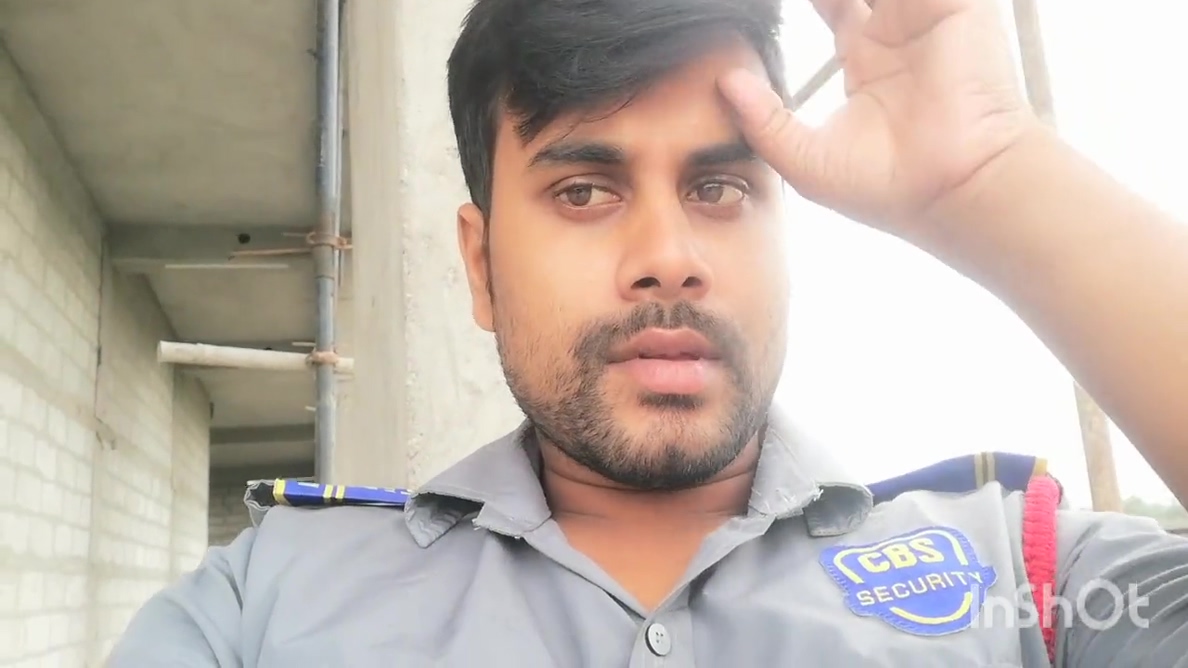Des Gay Sex Security Guard