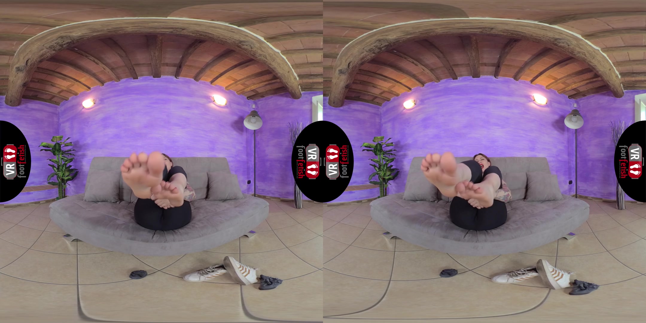 Sexy Ammalia Wants You To Smell Her Sweaty Feet Odor - VRFootFetish