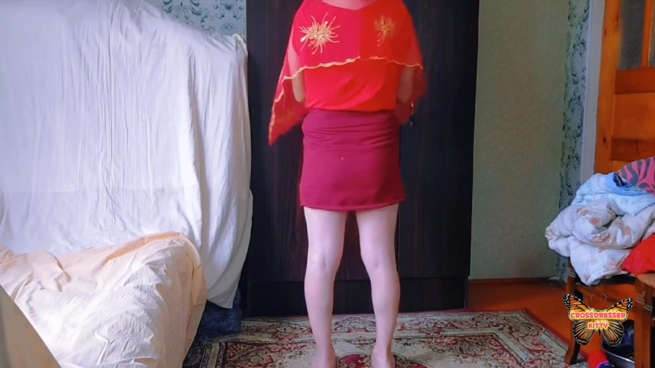 Crossdresser Kitty Amateur teen 18+ Femboy Model Loves Making Hot Sexy Videos At Her Room