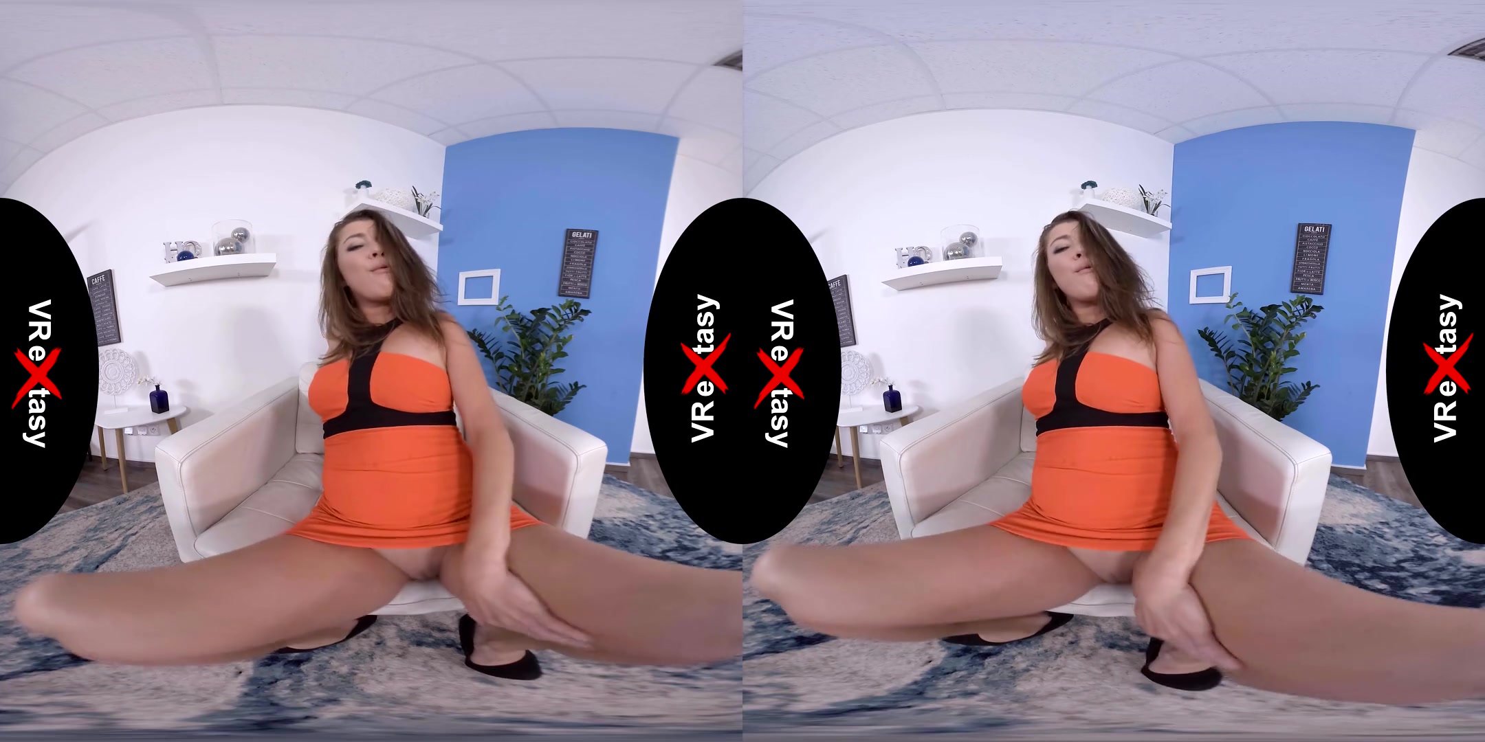 Elise - Solo with Toy; Amateur Babe Solo Masturbation and Striptease
