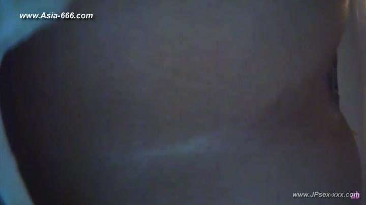 peeping Korean restaurant toilet.8