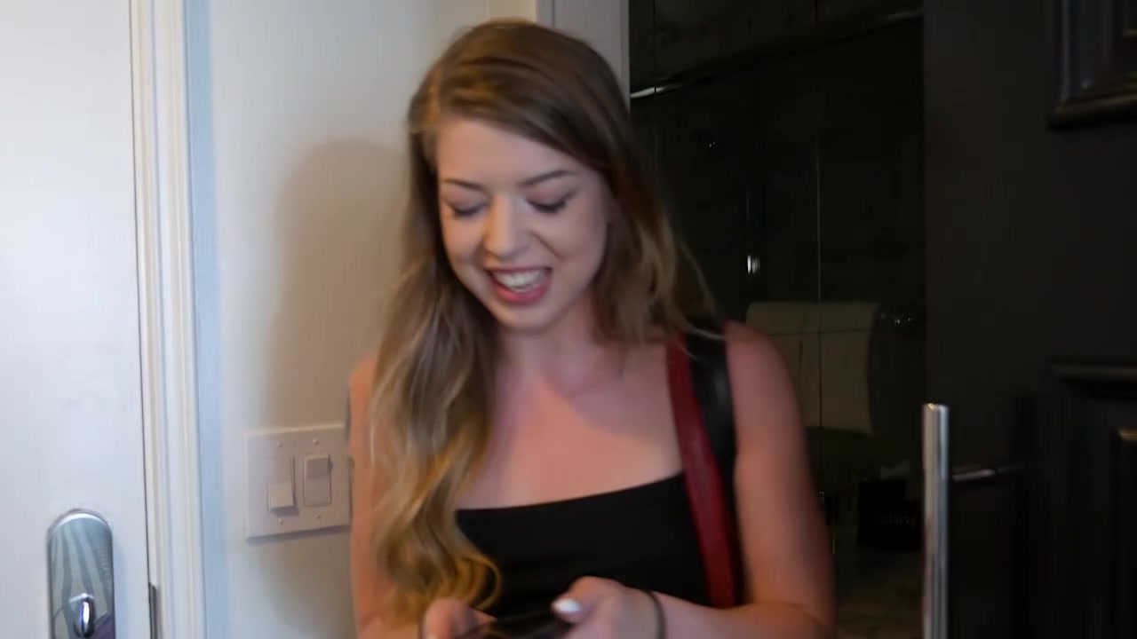 Alexa Got That Pale Tight Cunt Stretched After Her First BBC Pounding!