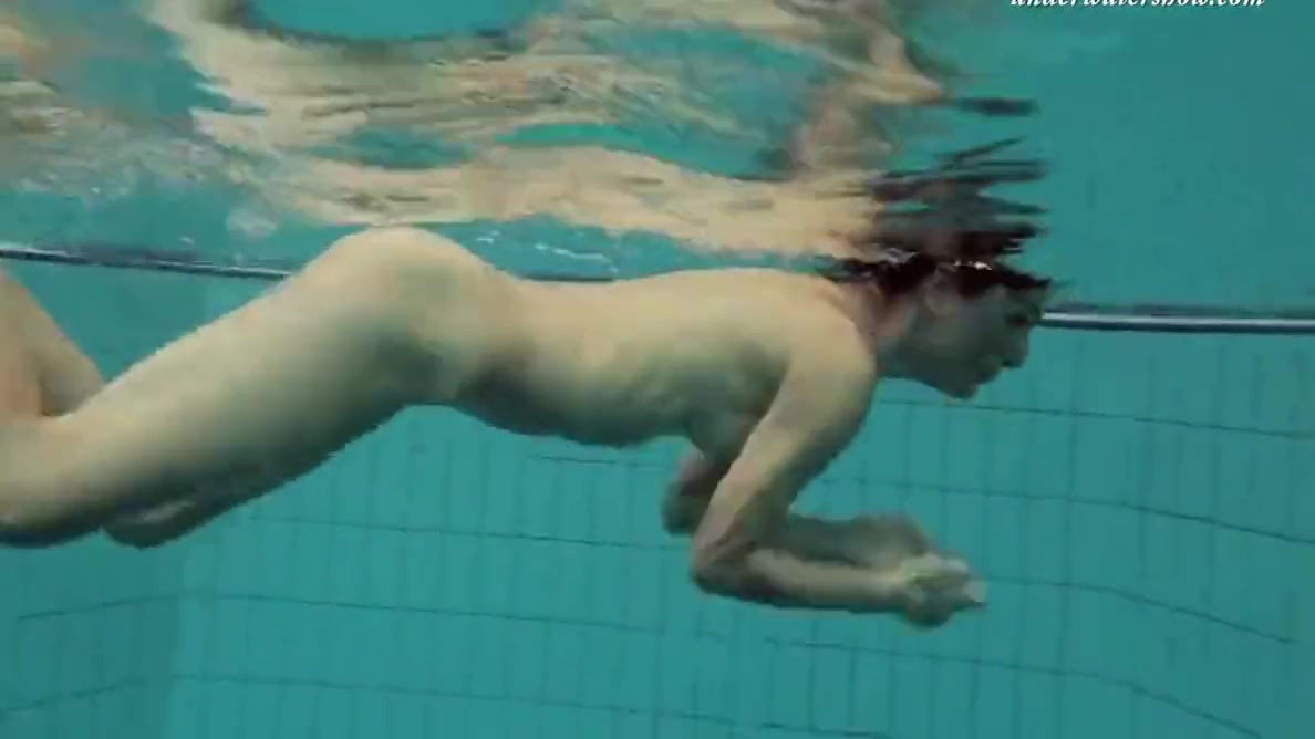 Underwater Pure Hot Erotics With Markova