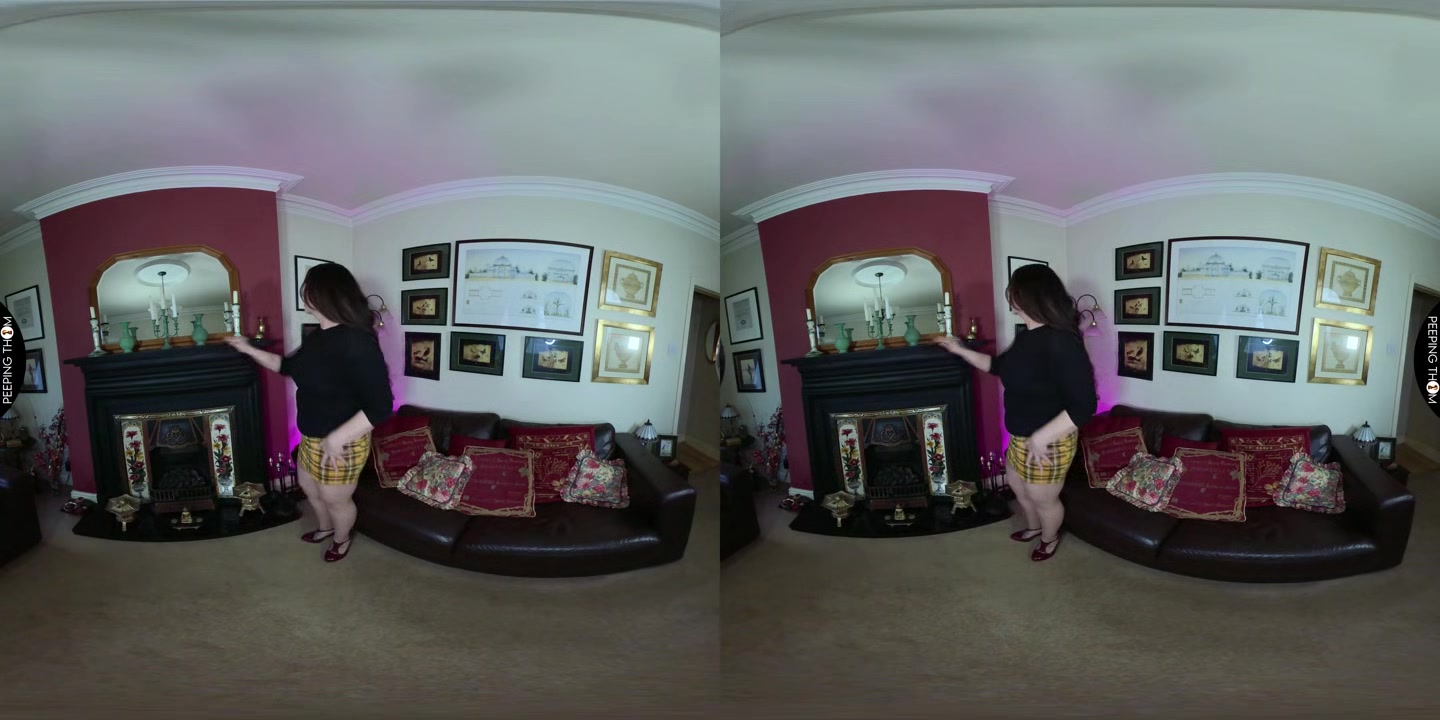 Home Alone With Horny Granny - PeepingThom