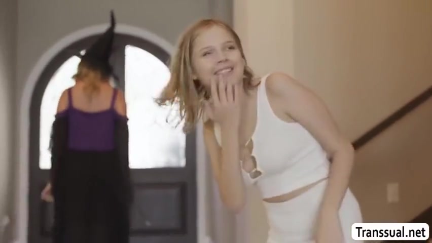 Emma Rose, High Definition And Coco Lovelock - Soaked Teen 18+ Blonde Fucked By Stepmoms Ts Friends