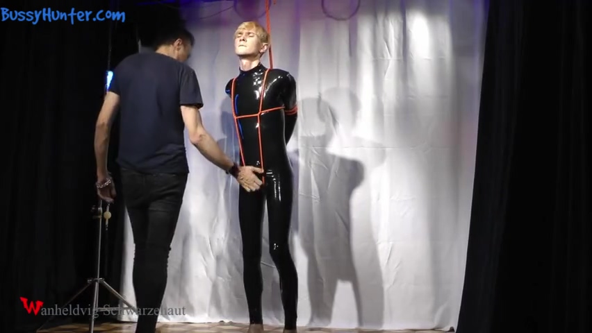 Nicky Latex Doll Gagged And Roped Wanheldvig