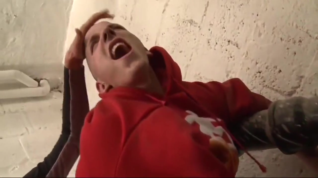 Rough Skater Twinks Into Boyffist In The Basement