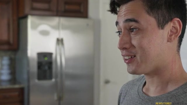 Step mom Chooses Stepson Over Step dad - S1:E3 - Momsfamilysecrets