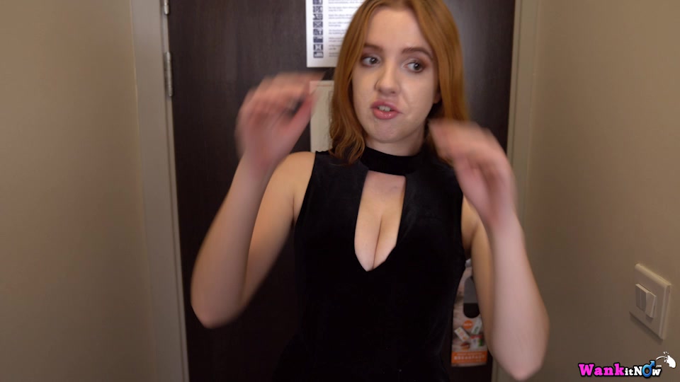 Scarlett Jones - Customers CUM First - Sexy Videos - WankitNow
