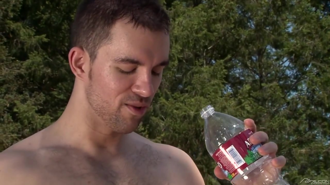 Connor Patricks And Dylan Hauser In Blond Bombshells Bang In Nature