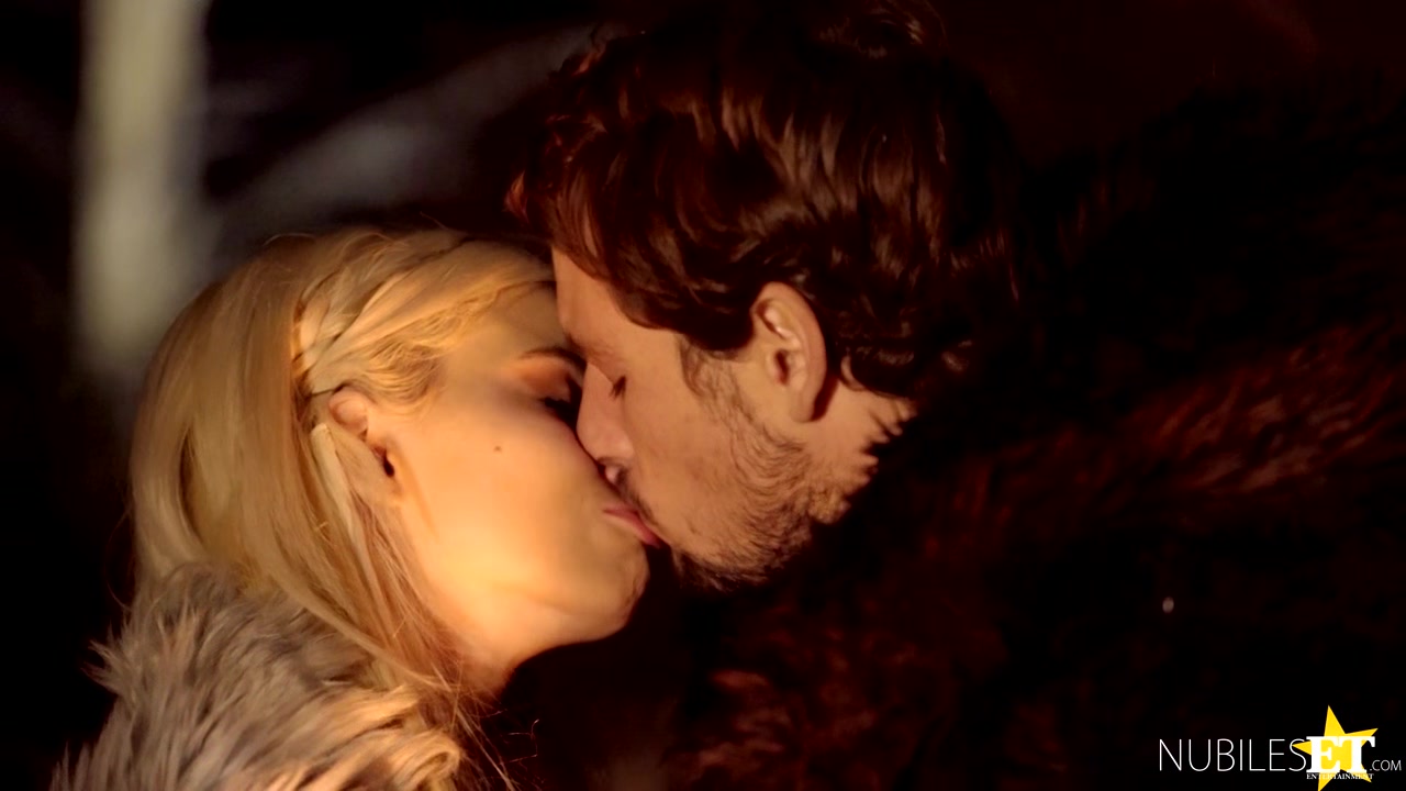 Throne Games Mother Of Dragons - S1:E7