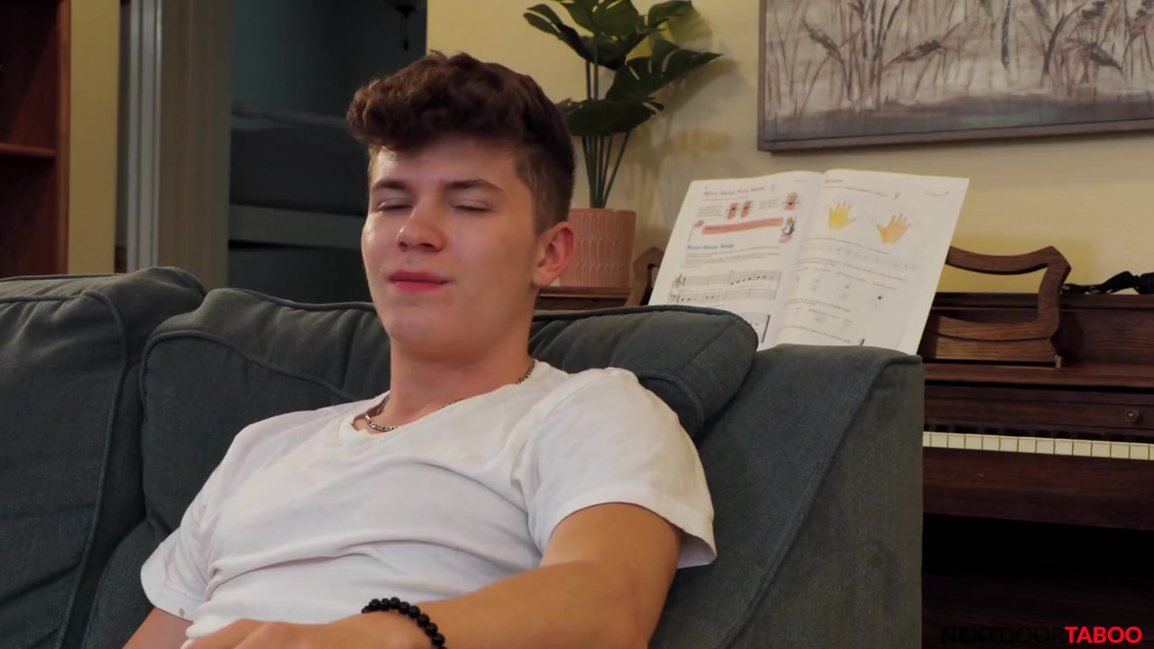 Blain O Connor And Drake Von - Between The Sheets With Oconnors