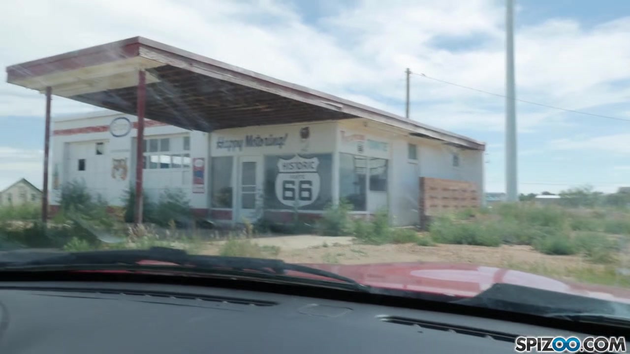 Daisy Goes West
