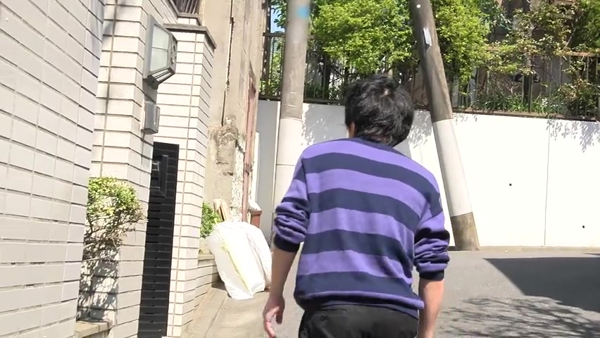 Shino Aoi Misunderstood by the floating bra wife taking out trash - Caribbeancom