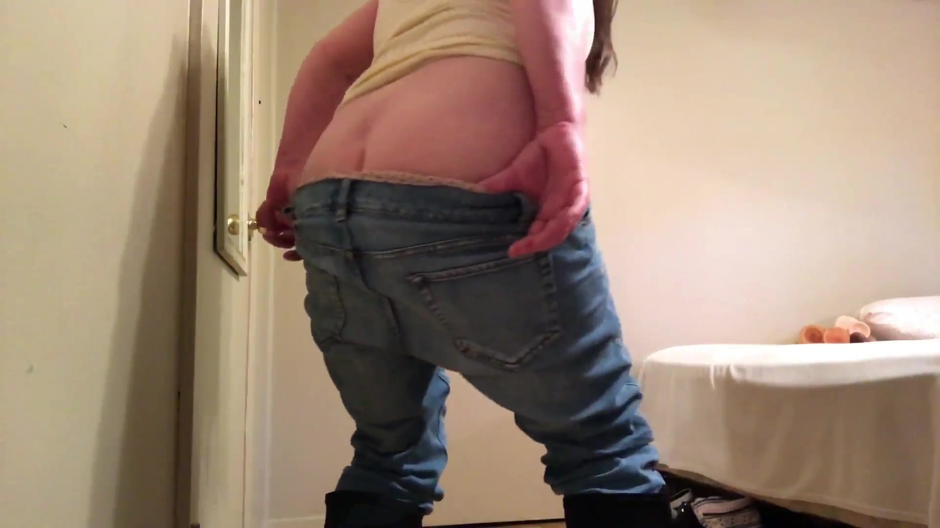 Jeans Tease - TacAmateurs