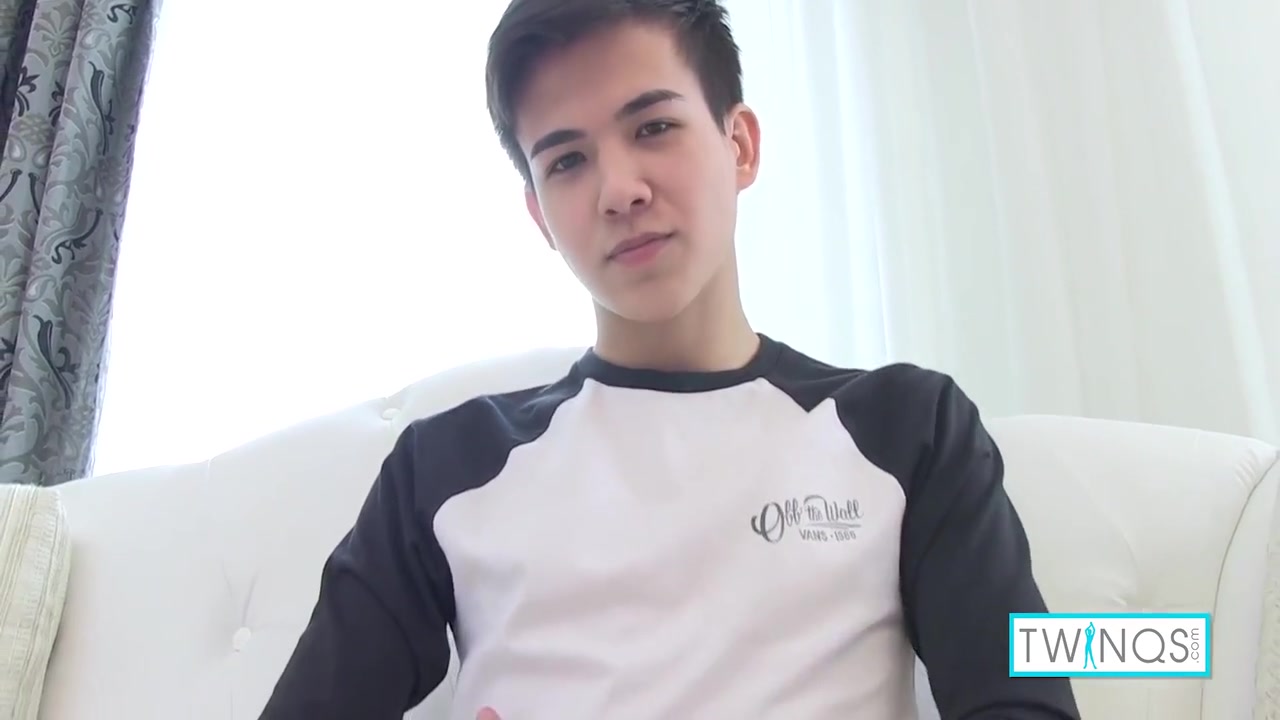 What A Nice Solo Session Of Super Sensual Brunette Twink Xander!