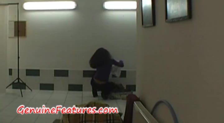 Hot cumshot for real exotick chick