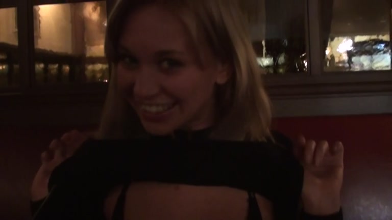 Blonde goes for risky outdoor blowjob