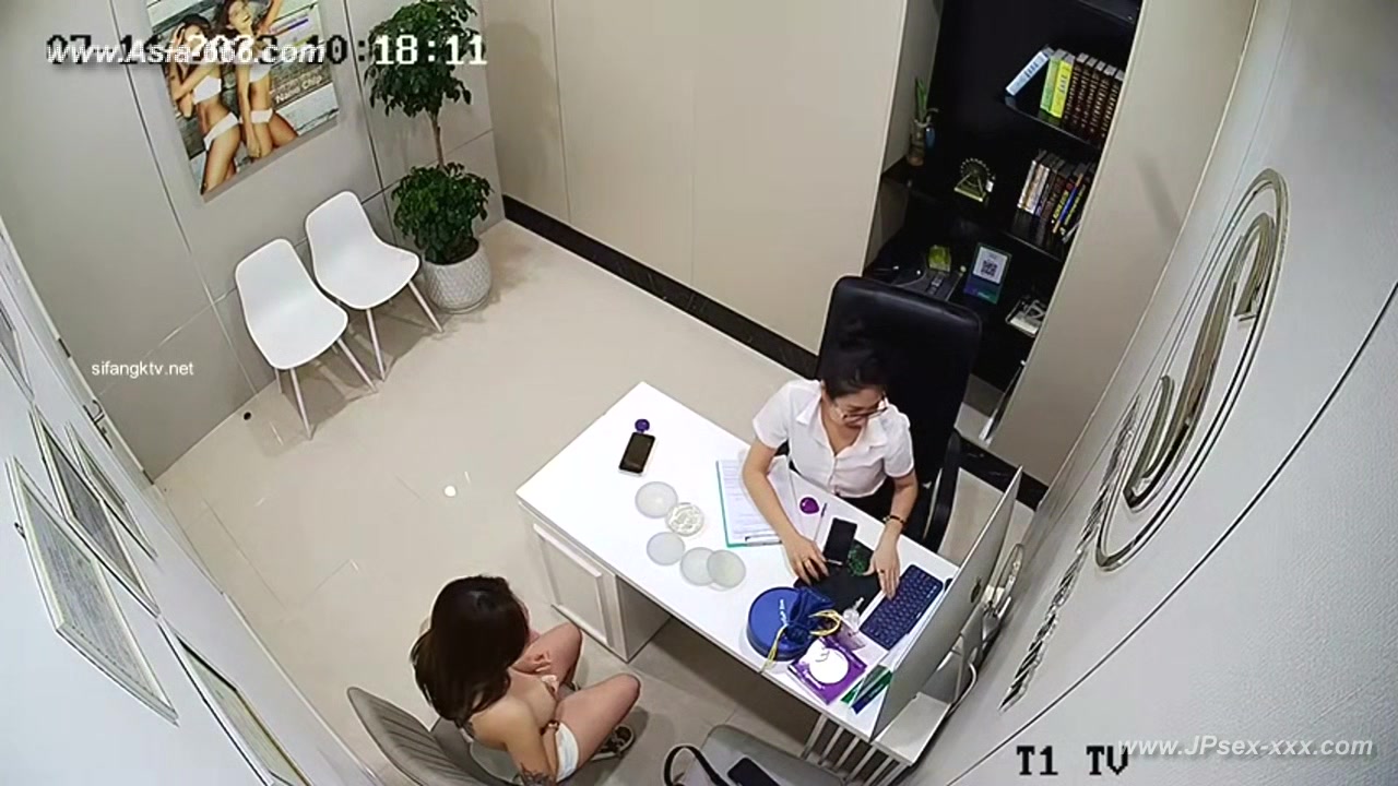 Peeping Hospital patient.25