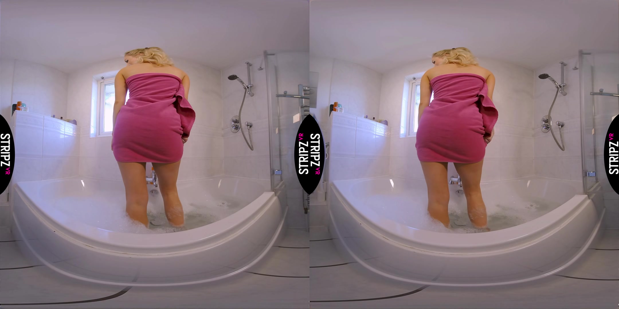 Lets Get Wet - StripzVR