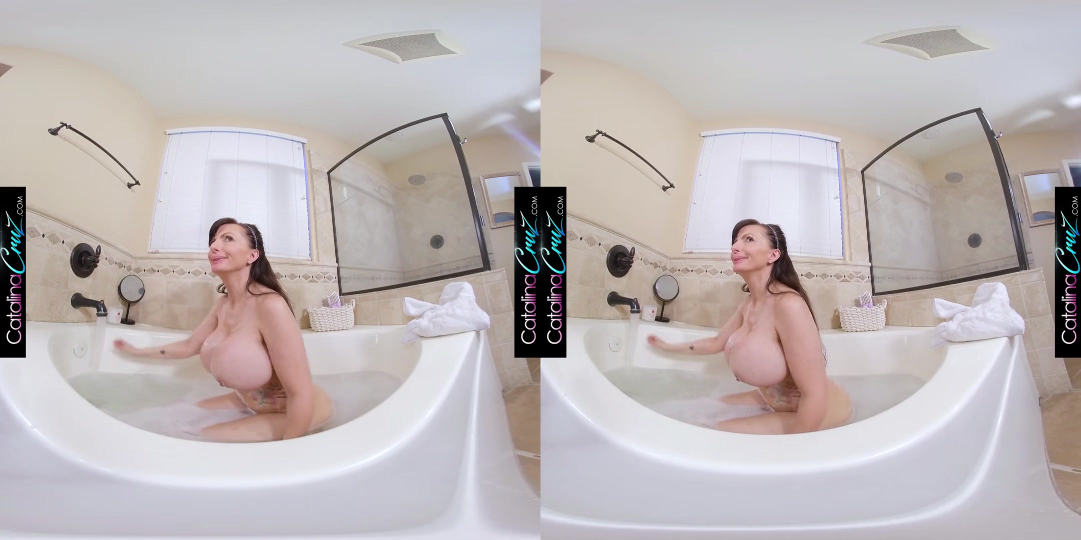 Catalina Cruz - Bath Time Bliss 5k Vr