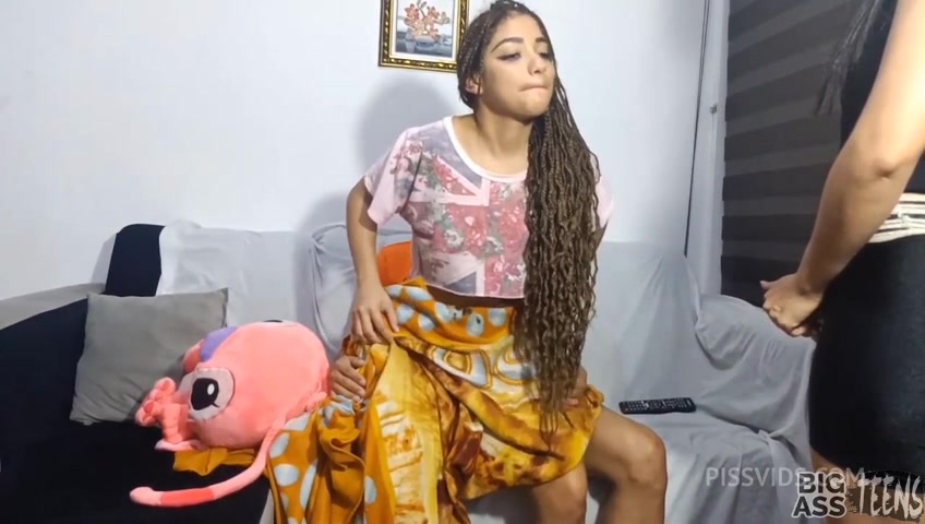 THINGS THAT HAPPEN WHEN I AM ALONE WITH MY STEP-DAUGHTER - PissVids