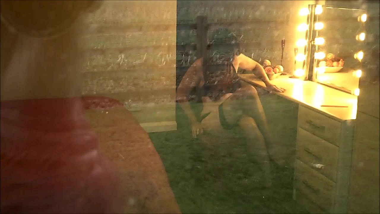Barby & A Peeping Tom - TacAmateurs