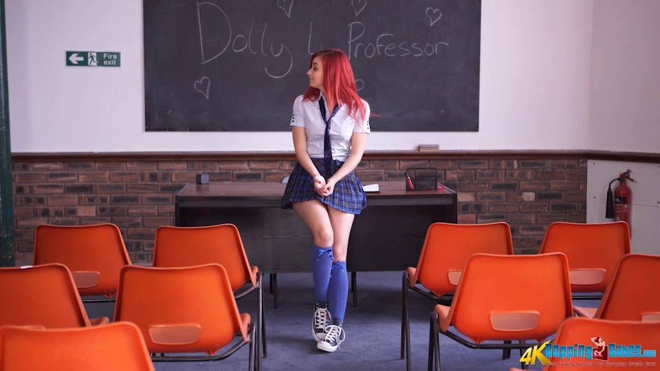 Dolly - student 18+ Stripper - BoppingBabes