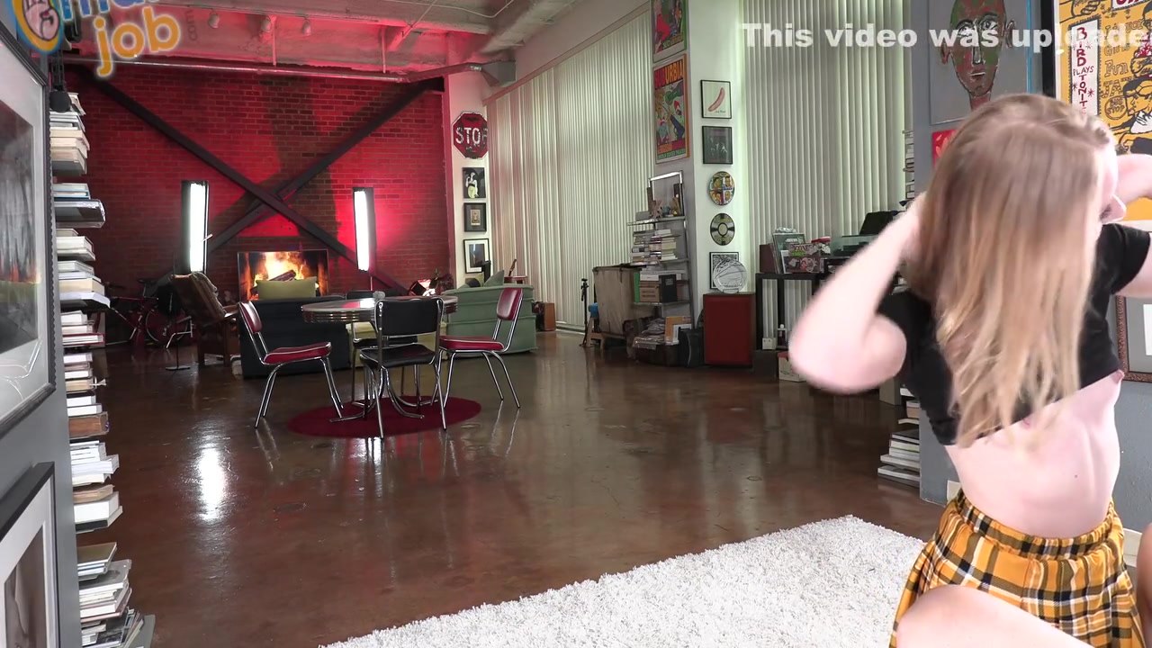 Has A Problem - She Makes Her Men Cum Too Fast! With Kallie Taylor