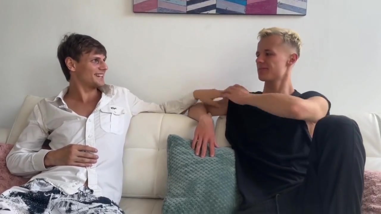 Horny Airbnb Hookup With Paul