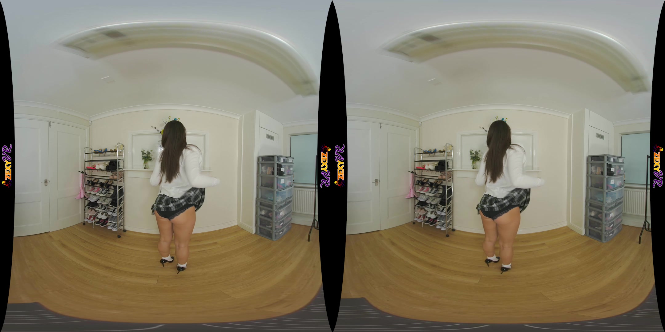 Plain Sexy featuring Amelia B - ZexyVR
