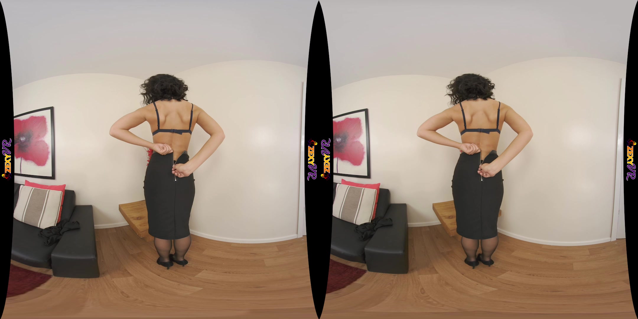 Elegance featuring Mia J - ZexyVR