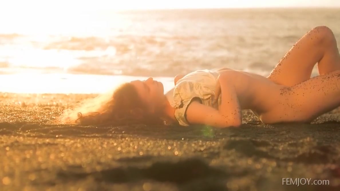 Susann The Mermaid Gets Naked On The Beach