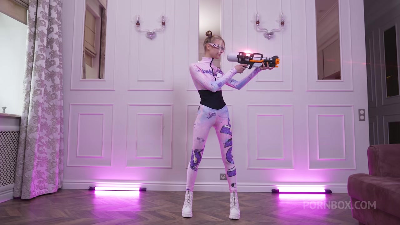 10 vs 1 - FIRST DAP with Skinny teen Sasha Paige