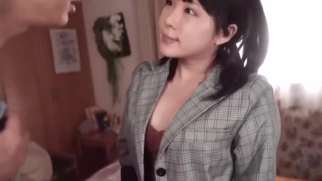 09482,A woman panting in full lewdness