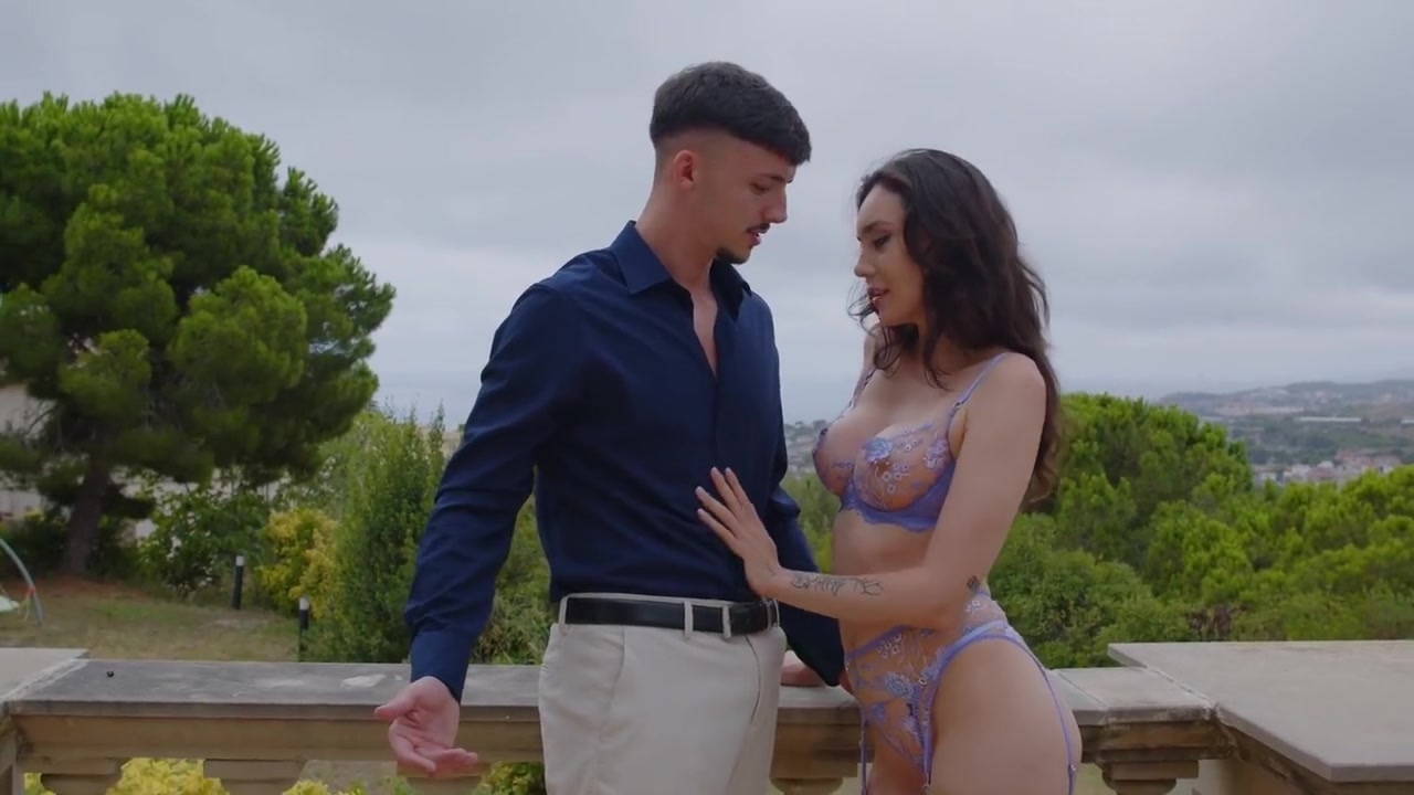 Catherine Knight And Yeri Blue - Millionaire Boss Brings Me To Her Mansion To Fuck Her Wildly