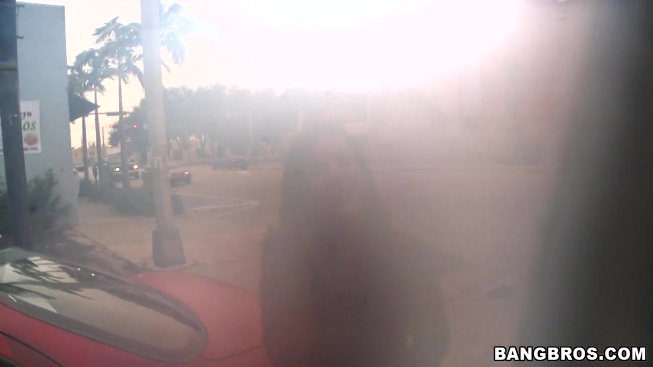 The Freaky Tattoo Chick - BangBus