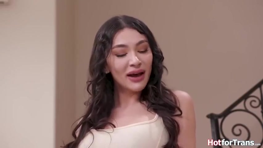 Trans Stepdaughter Wants To Fuck Stepdad With Andylynn Payne