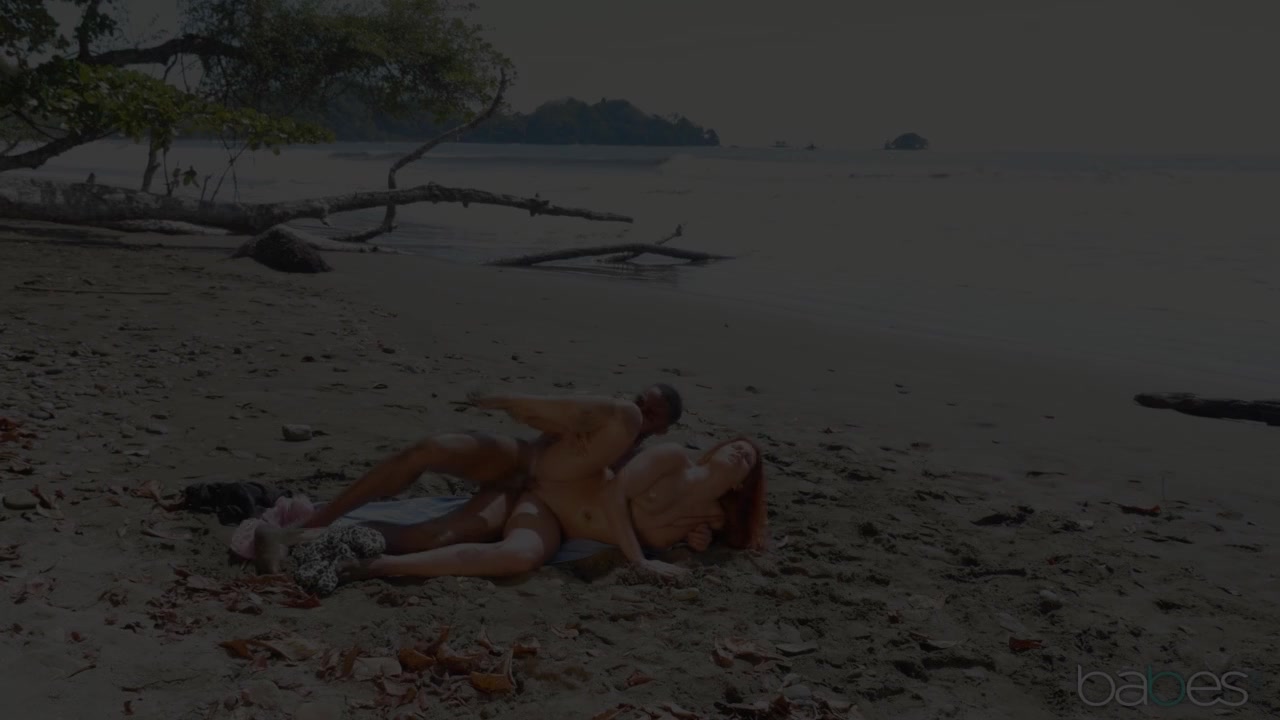 Gala Brown & Stallion in Sex On The Beach - BabesNetwork