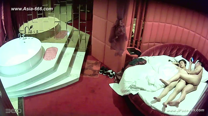 Hackers use the camera to remote monitoring of a lover's home life.126