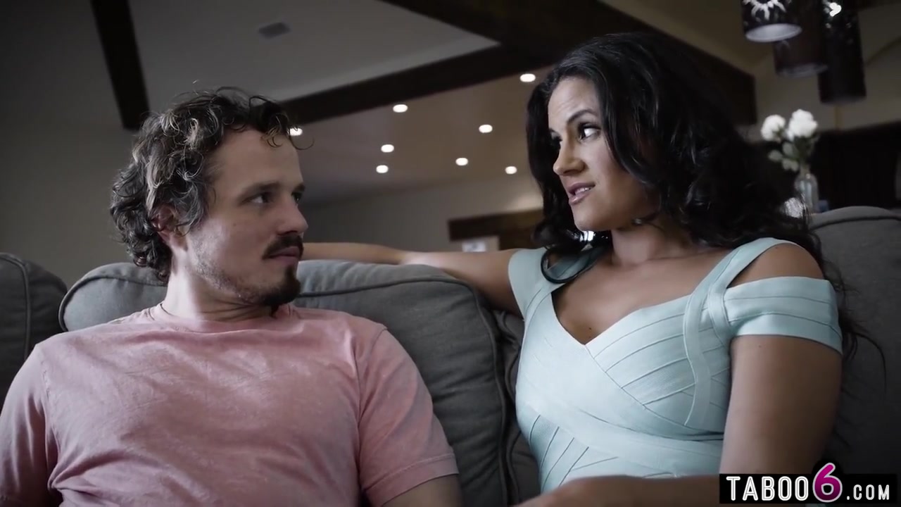 Pure Taboo, Robby Echo And Penney Play - Cryptocurrency Crash Made Milf Wife Into An Escort