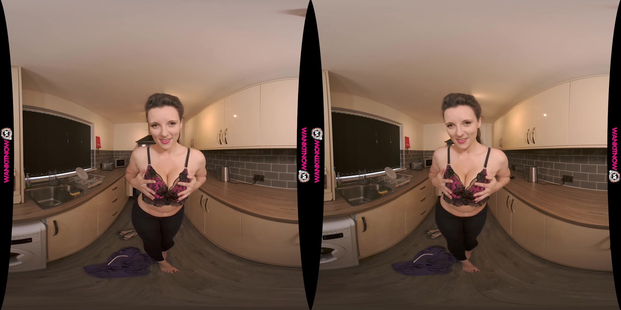 Extra Treatment featuring Ivy L - WankitNowVR
