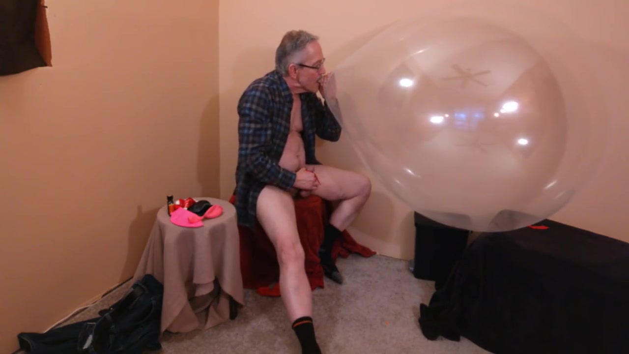 95 Step daddy Pops Two Giant Balloons And Cums - Balloonbanger