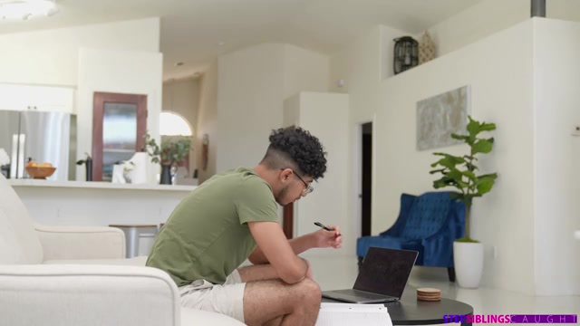 My New Stepsister Is Always Naked - S24:E5 - Nubiles-Porn