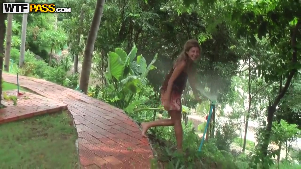 Professional Thai prostitute Tiffany swallows dick in the public park